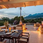 Ferienhaus Mani's Aura Seaside - Paradise With Garden