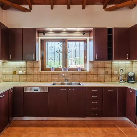 Mani's Aura Seaside - Paradise With Garden Σπίτι διακοπών *