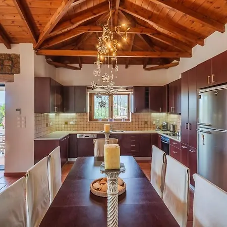 Mani's Aura Seaside - Paradise With Garden Kotronion (West Mani)