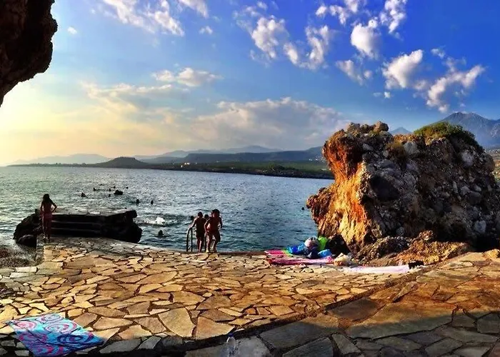Mani's Aura Seaside - Paradise With Garden