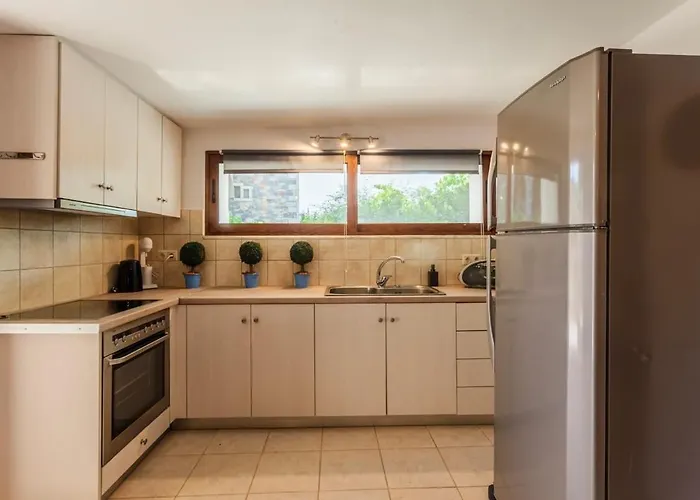 Feriehus Mani's Aura Seaside - Paradise With Garden *