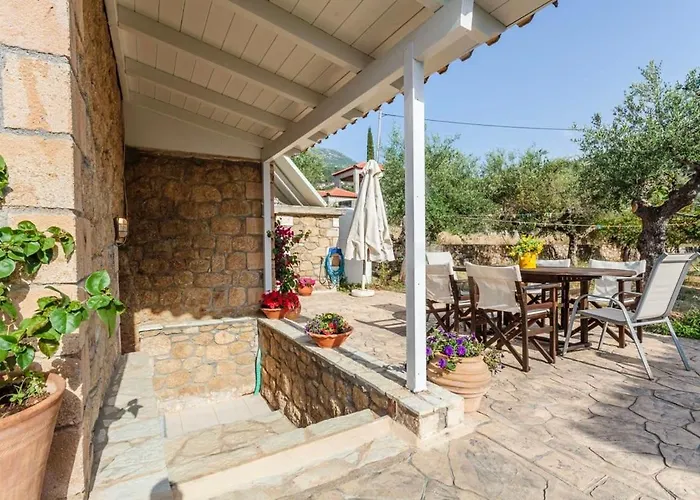 Feriehus Mani's Aura Seaside - Paradise With Garden