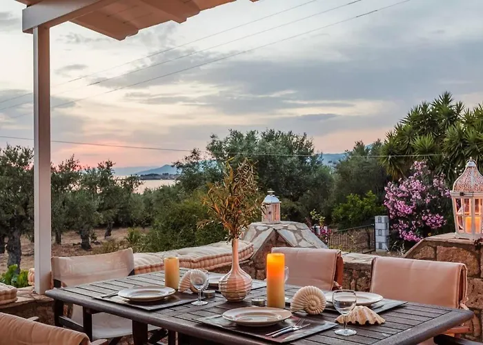 Mani's Aura Seaside - Paradise With Garden * Kotronion (West Mani)