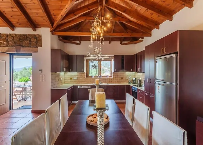 Mani's Aura Seaside - Paradise With Garden Kotronion (West Mani)