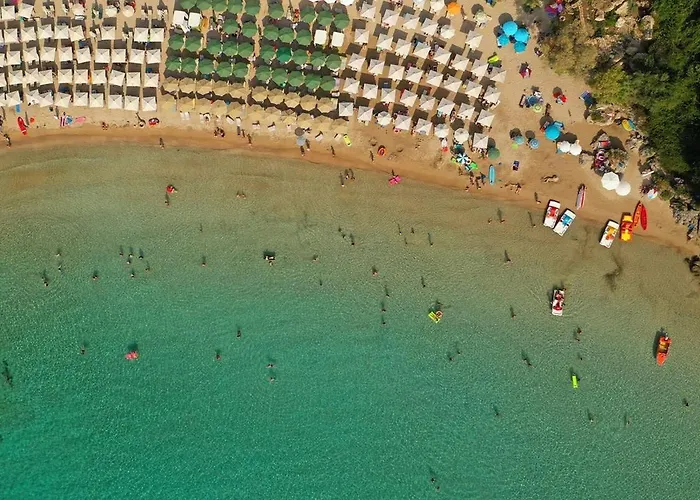 Mani's Aura Seaside - Paradise With Garden