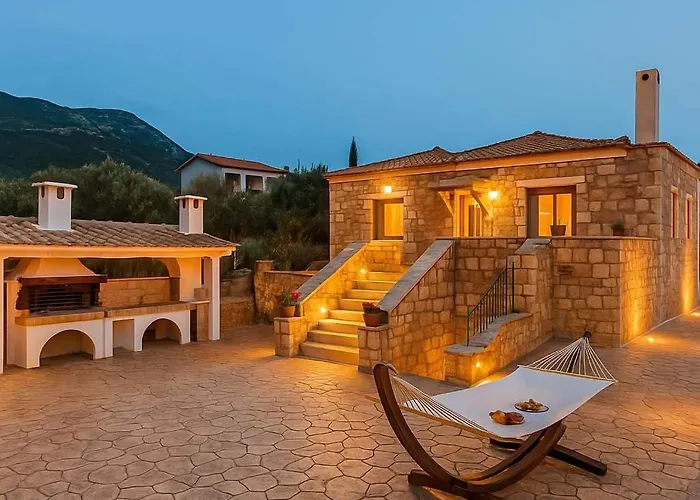 Mani's Aura Seaside - Paradise With Garden * Kotronion (West Mani)