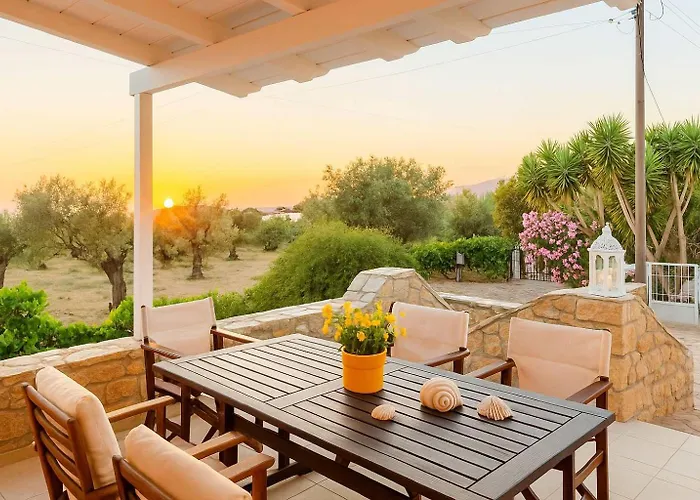 Feriehus Mani's Aura Seaside - Paradise With Garden